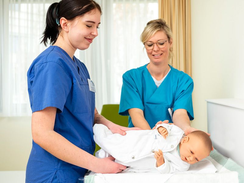 Praktische Anleitung in der Kinderpflege